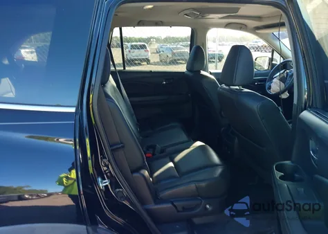 2017 Honda Pilot Ex-L z USA, uszkodzony, nr VIN 5FNYF5H86HB014149